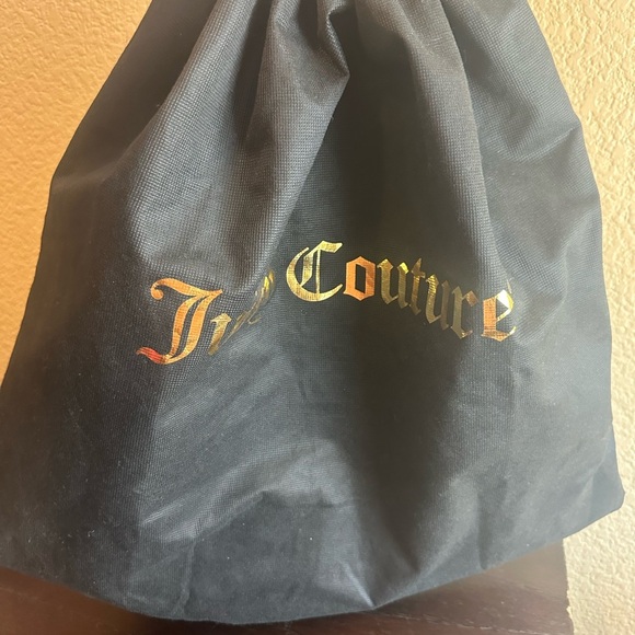 Juicy Couture Black Bucket Bag - Picture 8 of 9